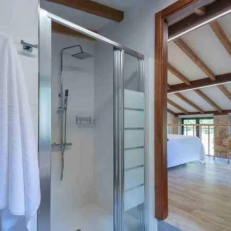 Entre Os Rios - Y Enoturismo 卡拉米尼亚尔镇