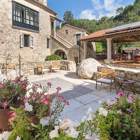 Entre Os Rios - Y Enoturismo Landsted A Pobra do Caramiñal