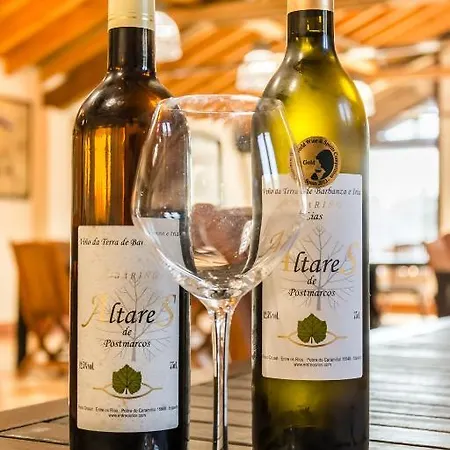 乡村民宿 Entre Os Rios - Y Enoturismo 卡拉米尼亚尔镇