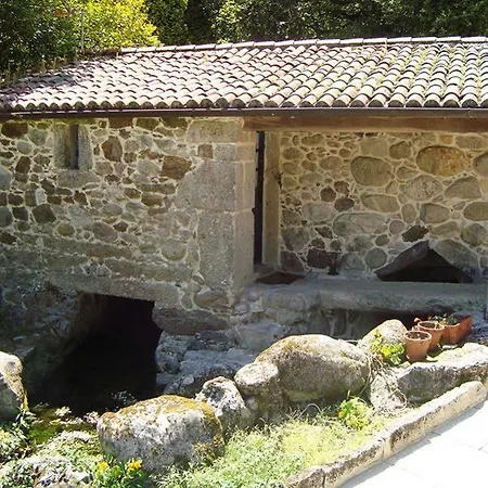 Entre Os Rios - Y Enoturismo * 卡拉米尼亚尔镇